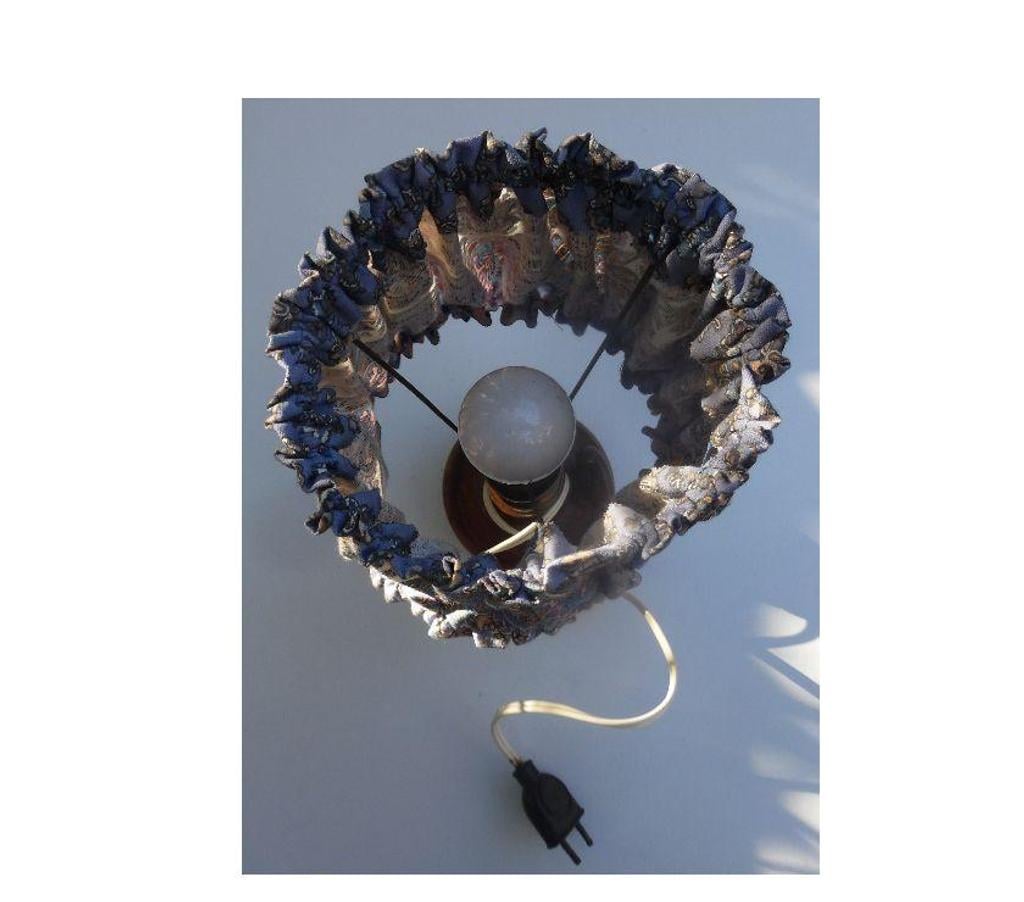 Décoration - art Hérault Castries - 34160 - Photos Vivastreet JOLIE LAMPE DE CHEVET ANCIENNE BOIS AVEC ABAT-JOUR DENTELLE