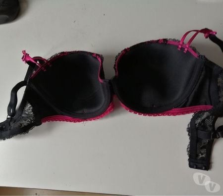 Vêtements occasion Val-d'Oise Bernes sur Oise - 95340 - Photos Vivastreet SOUTIEN GORGE ARMATURES ROUGEGORGE (Neuf) Taille 90C