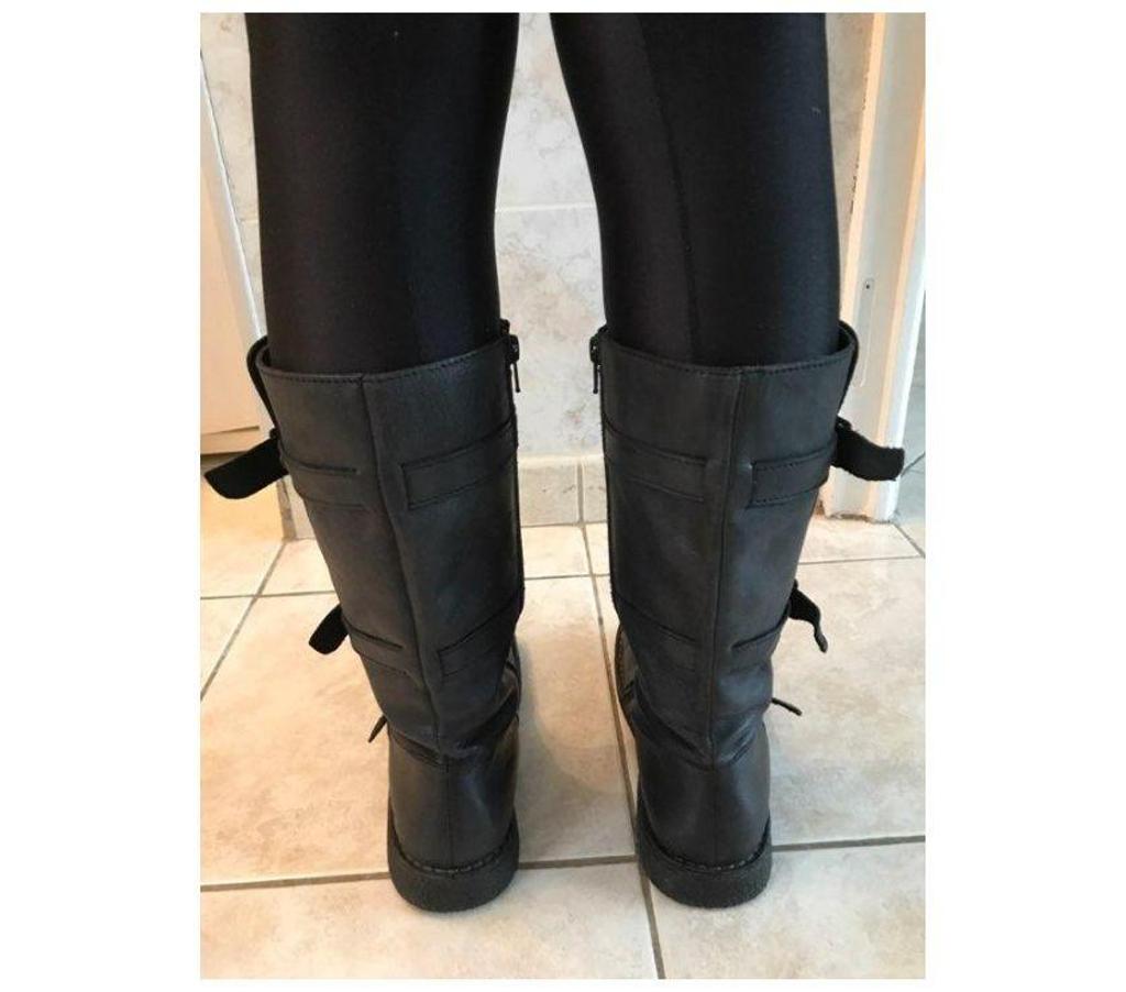 Chaussures Seine-et-Marne Meaux - 77100 - Photos Vivastreet Bottes KICKERS femme, 39