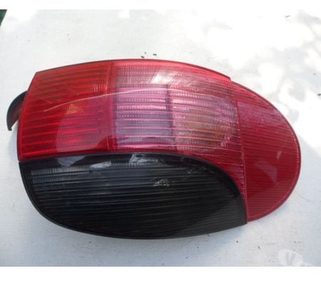 Pièces et services auto Hérault Castries - 34160 - Photos Vivastreet Cause retraite, phares, feu AV-AR- anti brouillard