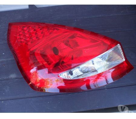 Pièces et services auto Hérault Castries - 34160 - Photos Vivastreet Cause retraite, phares, feu AV-AR- anti brouillard