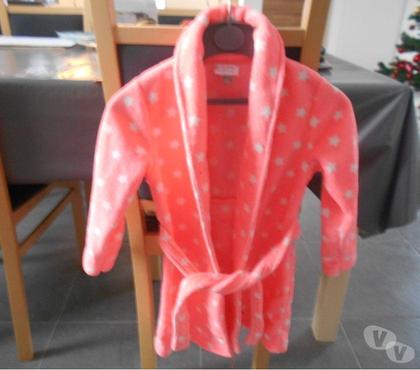 Vêtements Courcy Marne - Photos Vivastreet Peignoir fille 6 ans