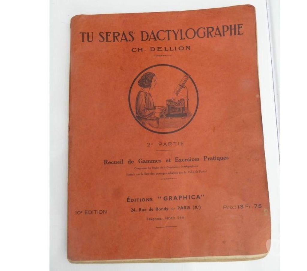 Livres occasion Essonne Bievres - 91570 - Photos Vivastreet Livre dactylographie et correspondance 1943