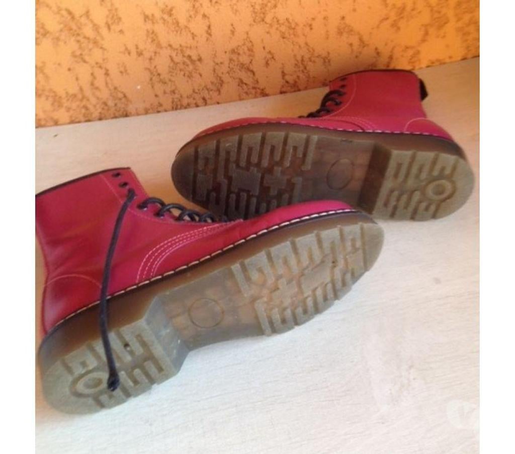 Chaussures Seine-et-Marne Meaux - 77100 - Photos Vivastreet BOTTINES roses
