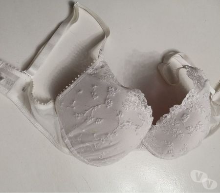 Vêtements occasion Val-d'Oise Bernes sur Oise - 95340 - Photos Vivastreet Top : Soutien Gorge PASSIONATA Taille 90D ( Neuf)