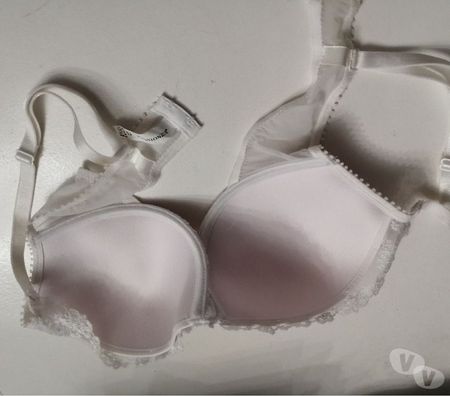 Vêtements occasion Val-d'Oise Bernes sur Oise - 95340 - Photos Vivastreet Top : Soutien Gorge PASSIONATA Taille 90D ( Neuf)