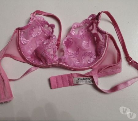 Vêtements occasion Val-d'Oise Bernes sur Oise - 95340 - Photos Vivastreet Soutien Gorge De Chez WONDERBRA Taille 85B (Neuf)