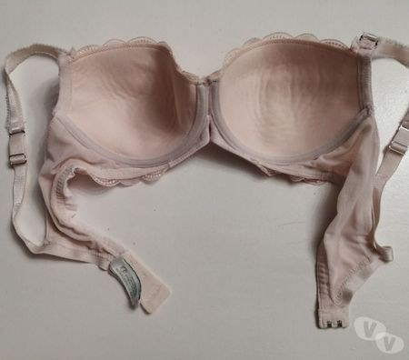 Vêtements occasion Val-d'Oise Bernes sur Oise - 95340 - Photos Vivastreet Soutien Gorge BOUCHARA Taille 90B ( Neuf)