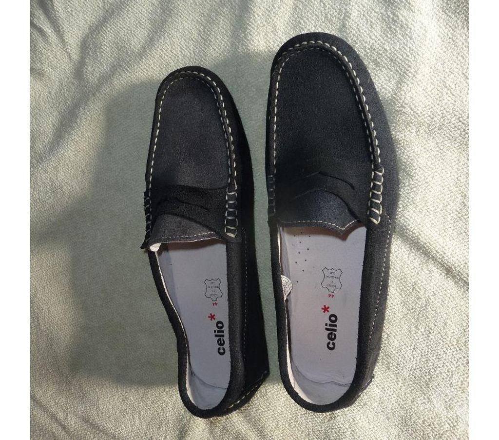 Chaussures Bouches-du-Rhône Aix en Provence - Photos Vivastreet MOCASSIN BEIGE HOMME 100 % CUIRE DAIM CELIO P 44