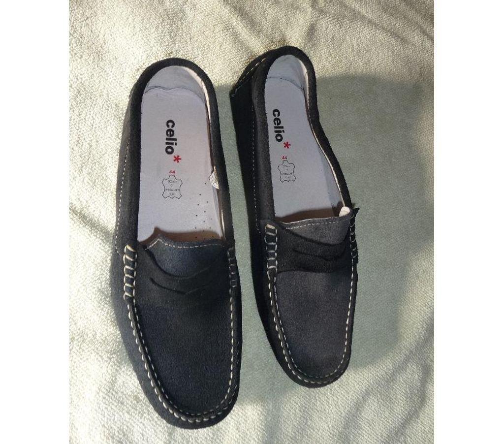 Chaussures Bouches-du-Rhône Aix en Provence - Photos Vivastreet MOCASSIN BEIGE HOMME 100 % CUIRE DAIM CELIO P 44