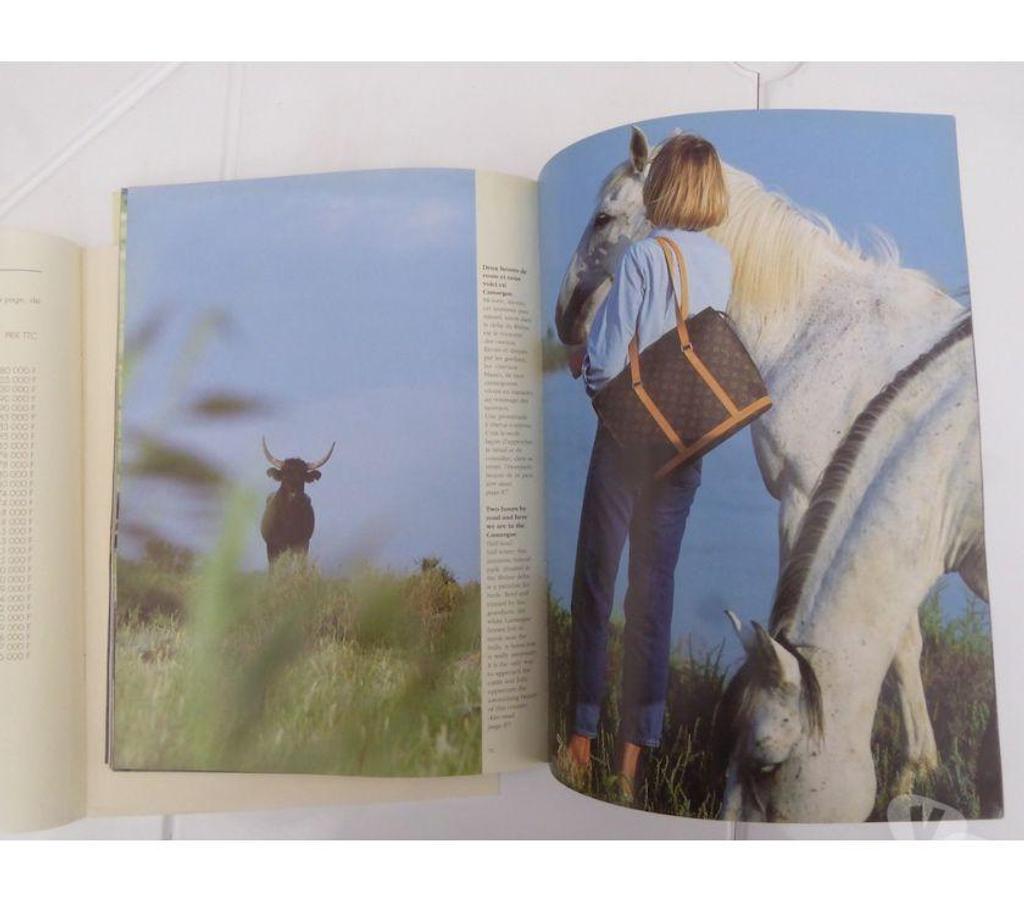 Livres occasion Essonne Bievres - 91570 - Photos Vivastreet Livre Louis Vuitton catalogue 1993