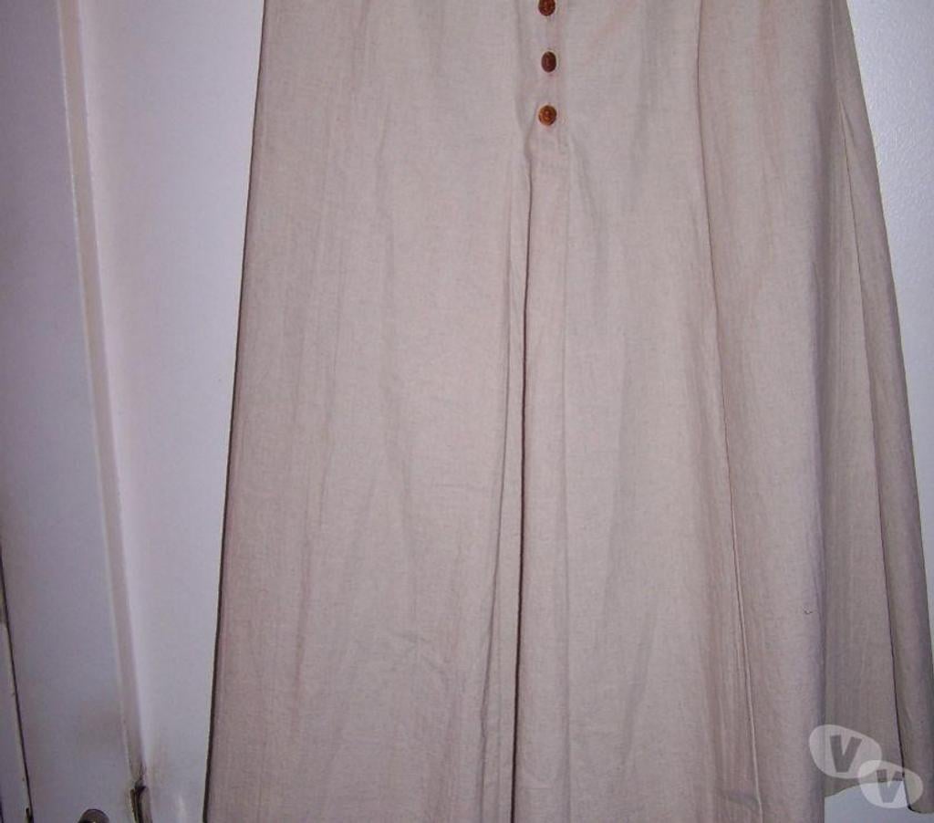 Vêtements occasion Hauts-de-Seine Issy les Moulineaux - 92130 - Photos Vivastreet Jupe en toile mark et spencer taille 4648