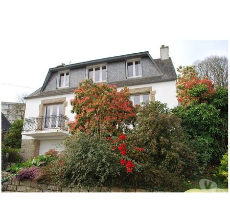 Appartement meublé Finistère Morlaix - 29600 - Photos Vivastreet B11 Studio ADSL buanderie, jardin, l. vélo MORLAIX