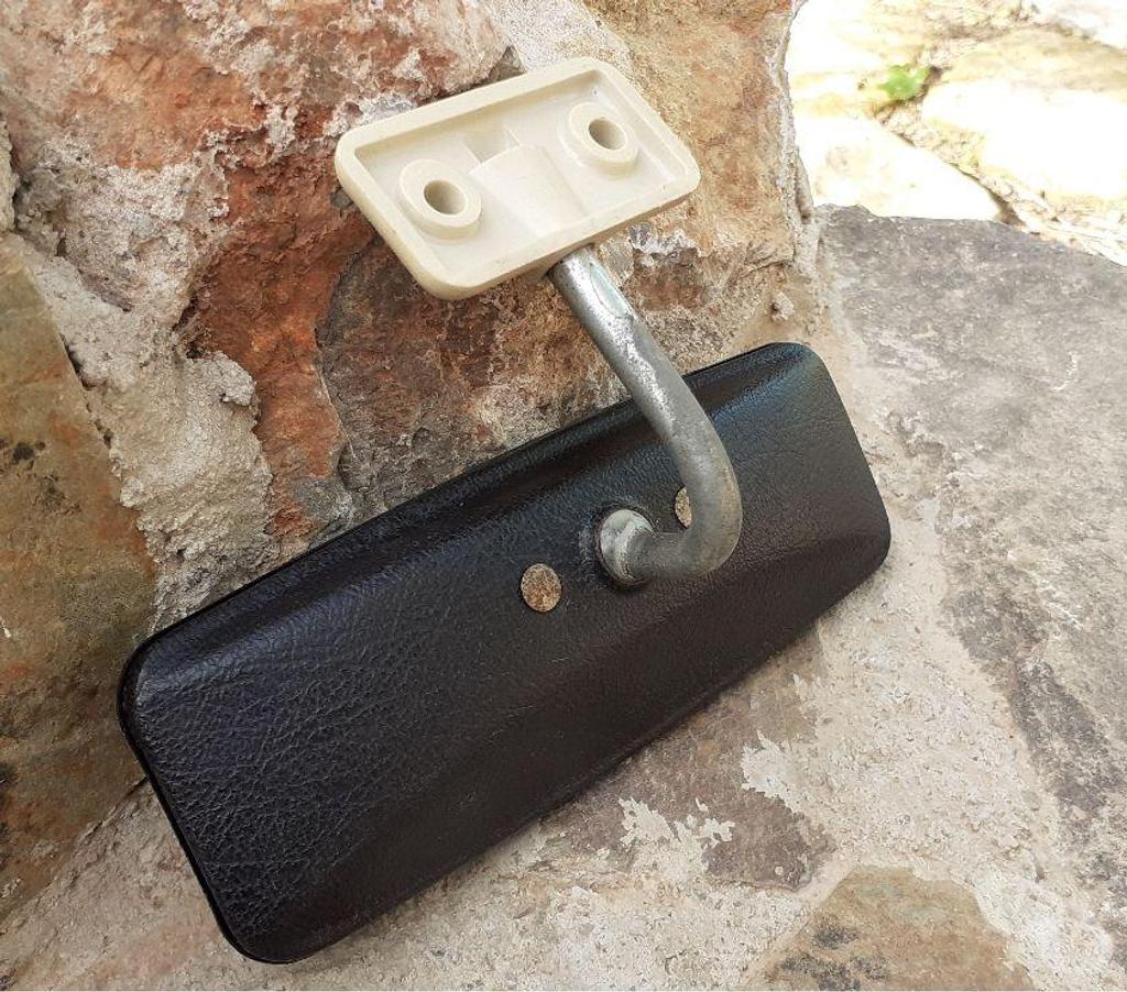 Pièces et services auto Var Cuers - 83390 - Photos Vivastreet rétroviseur intérieur Citroën 2cv , méhari , Dyane