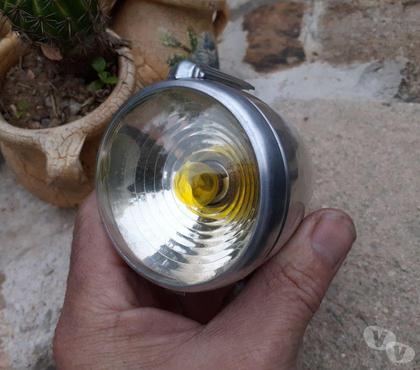 Collections Pierrefeu du Var Var - Photos Vivastreet Ancien phare cycle, vélo, radios n°18 obus verre bombé