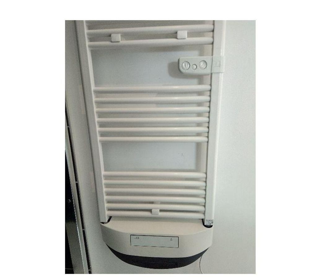 Artisans & dépannages Seine-et-Marne Faremoutiers - 77515 - Photos Vivastreet Dépannage radiateur sèche serviettes stendino DELTACALOR