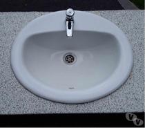 Vasque ovale céramique + robinet arret automatique