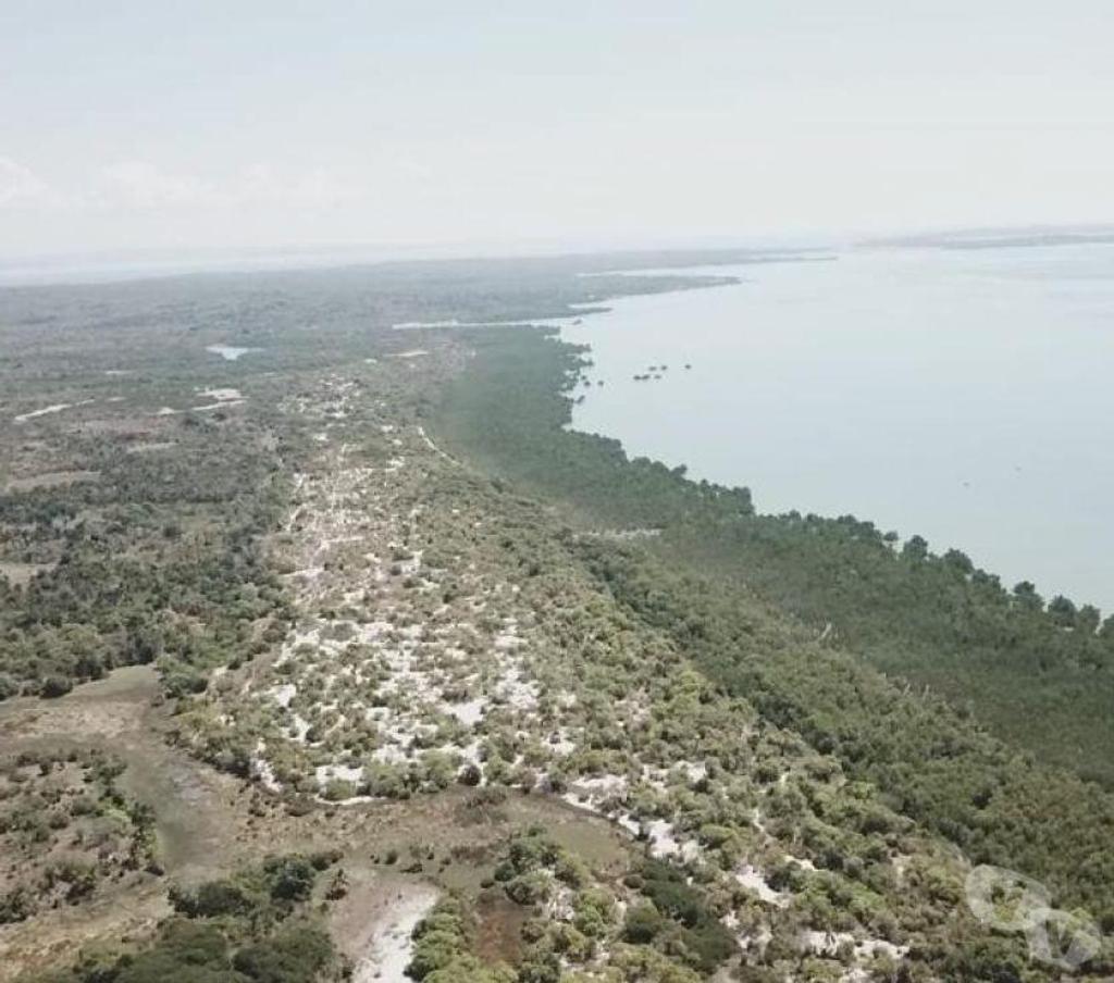 Terrain à vendre Madagascar - Photos Vivastreet Île à vendre 200 HA