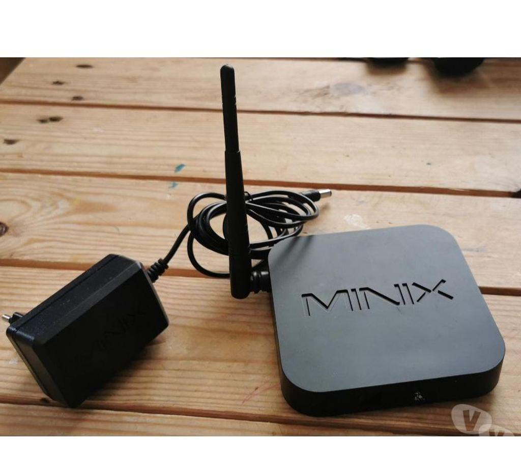 Informatique Seine-Saint-Denis La Courneuve - 93120 - Photos Vivastreet MINIX NEO Z64 + Adaptateur Wireless N300 D-Link DWA-131