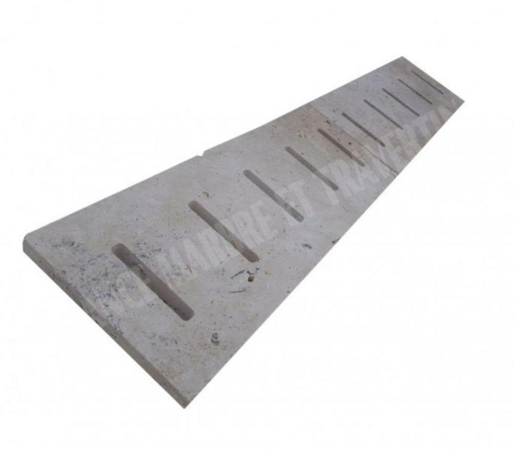 Var Forcalqueiret - 83136 - Photos Vivastreet Travertin Classique Grille Rainure 19x50 cm REF:1674