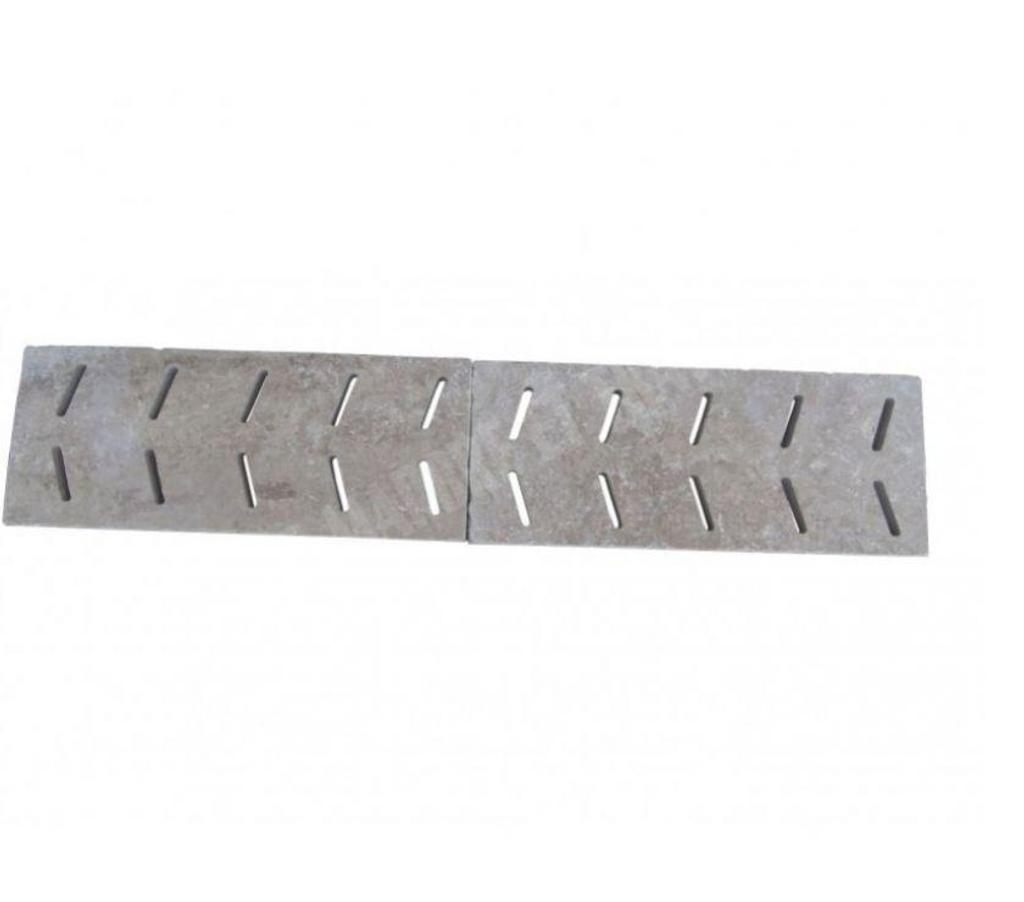 Var Forcalqueiret - 83136 - Photos Vivastreet Travertin Classique Grille Fleche 25x61 cm REF 919