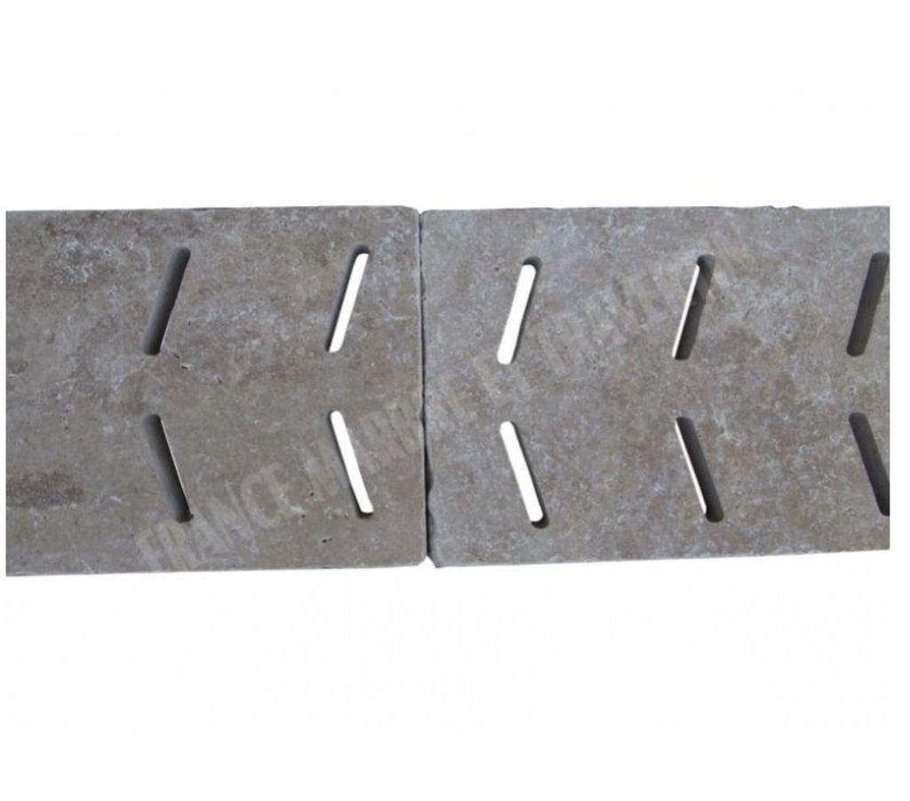 Var Forcalqueiret - 83136 - Photos Vivastreet Travertin Classique Grille Fleche 25x61 cm REF 919