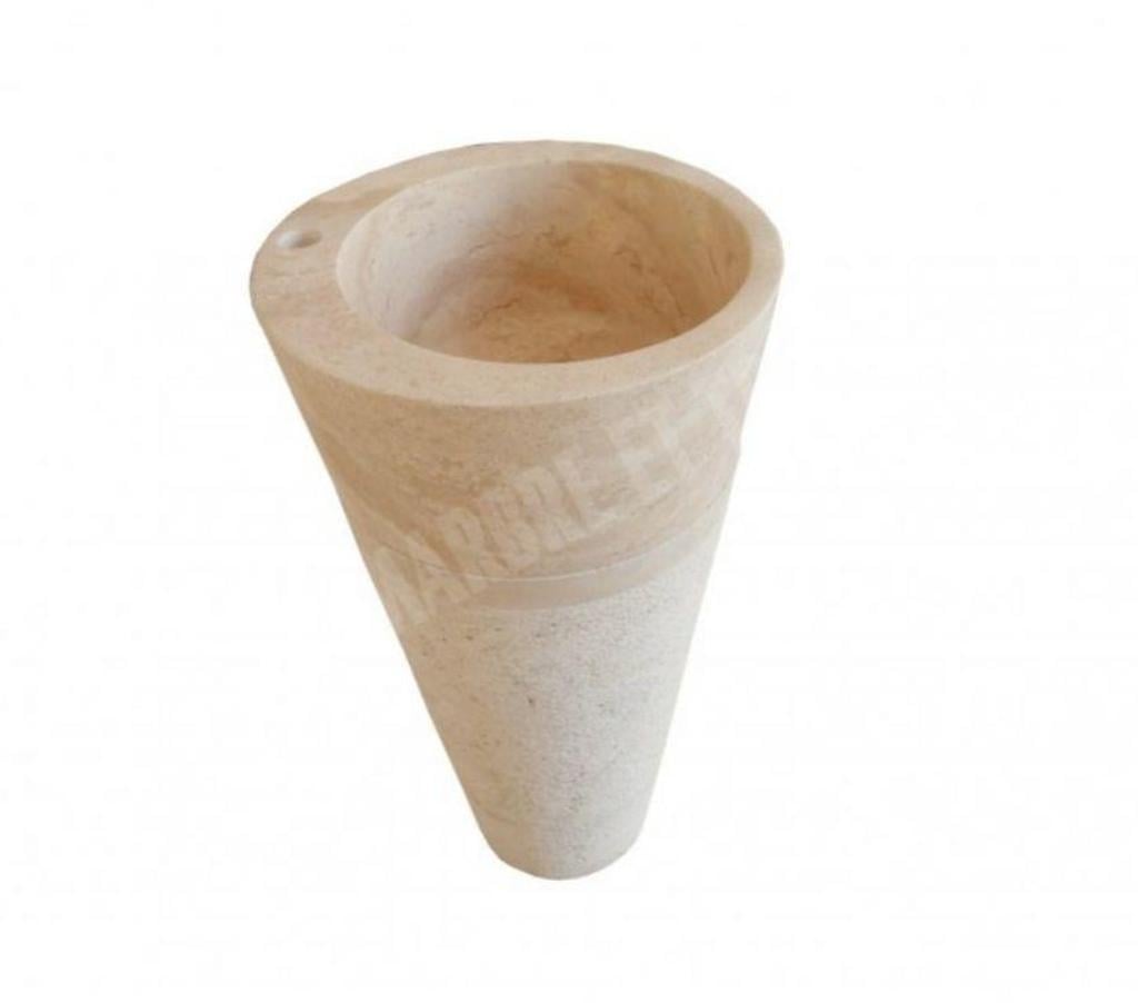  Var Forcalqueiret - 83136 - Photos Vivastreet Travertin Classique Beige Piédestal Vasque REF 1348