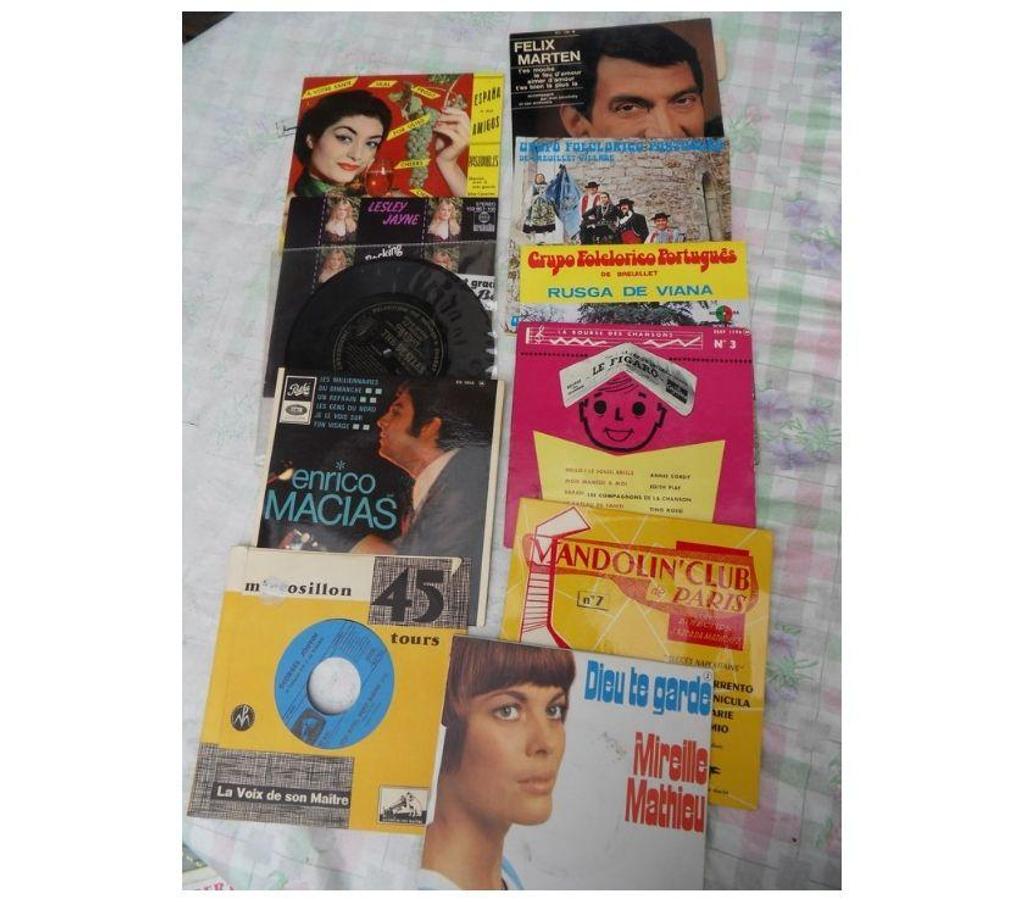 CDs Essonne Juvisy sur Orge - 91260 - Photos Vivastreet Disques 45 tours diverses variétés francaises (vinyles)