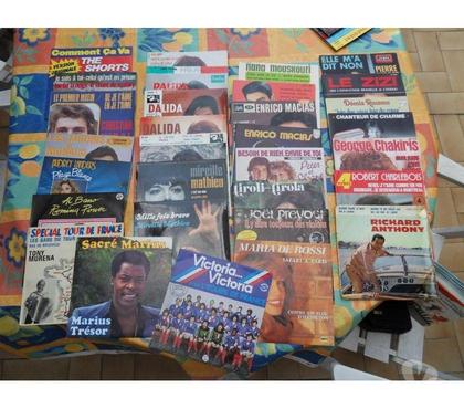 CDs Juvisy sur Orge Essonne - Photos Vivastreet Disques 45 tours diverses variétés francaises (vinyles)