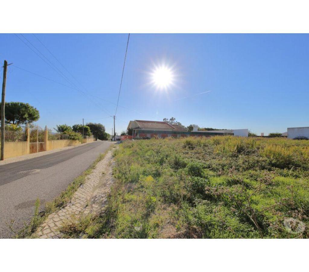 Terrain à vendre Portugal - Photos Vivastreet Terrain - Cadaval - 672m2