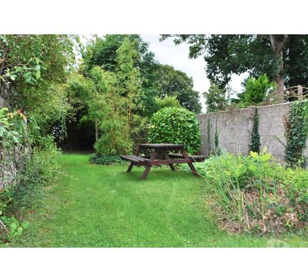 Appartement meublé Finistère Morlaix - 29600 - Photos Vivastreet S3 T1, ADSL, buanderie, jardin MORLAIX Coatsehro