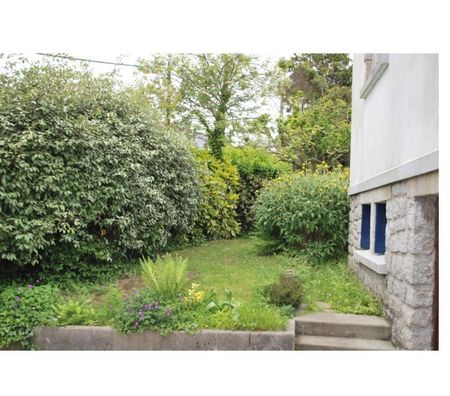 Appartement meublé Finistère Morlaix - 29600 - Photos Vivastreet S3 T1, ADSL, buanderie, jardin MORLAIX Coatsehro
