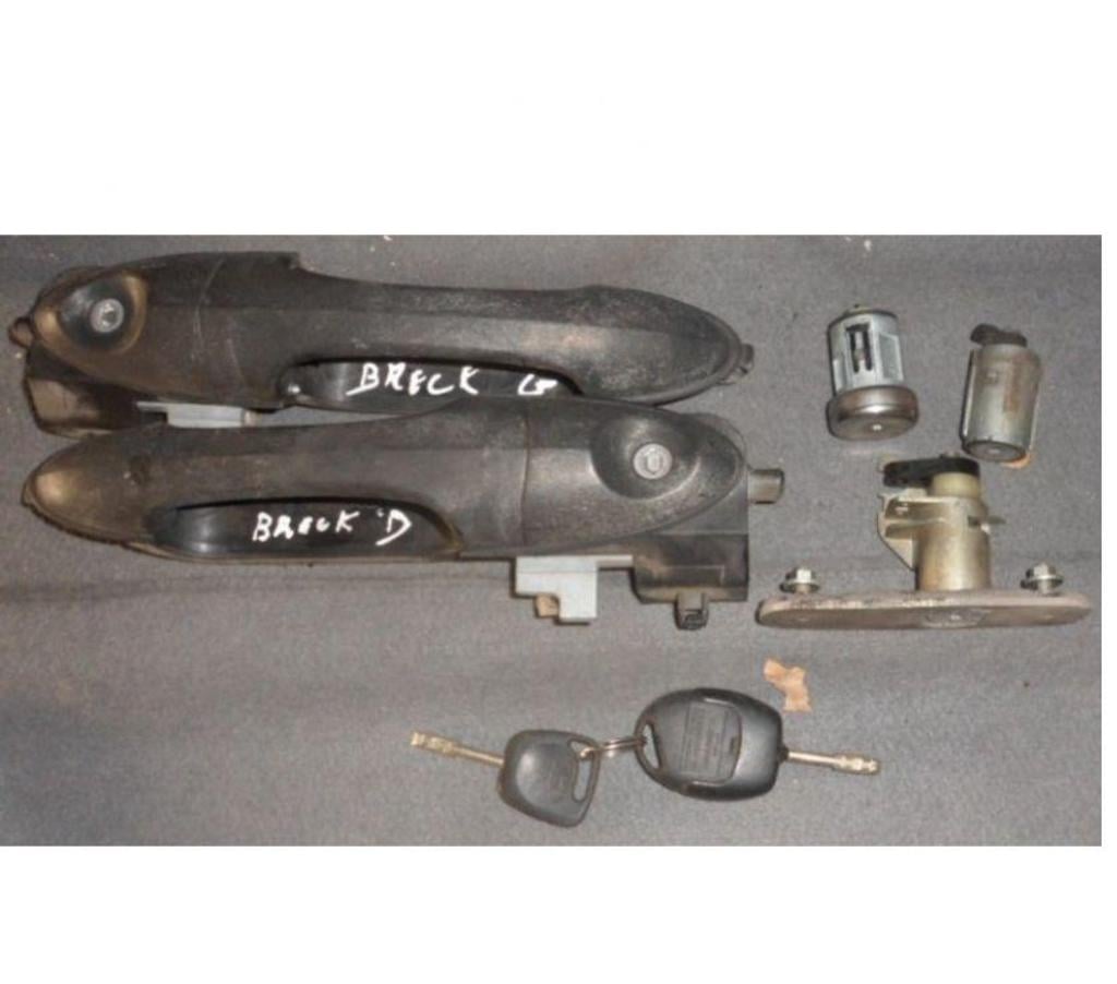 Pièces et services auto Hérault Castries - 34160 - Photos Vivastreet Pièces diverses d'occasion deFord Focus break de 2000