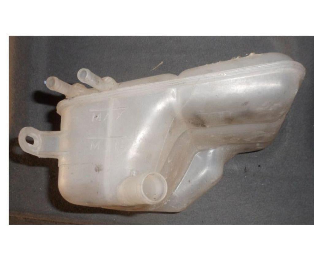 Pièces et services auto Hérault Castries - 34160 - Photos Vivastreet Pièces diverses d'occasion deFord Focus break de 2000