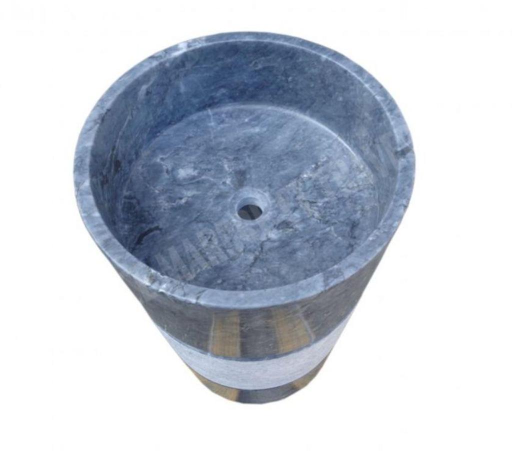  Var Forcalqueiret - 83136 - Photos Vivastreet Pierre Bleue Turque Piédestal Vasque Modèle Baril REF 632