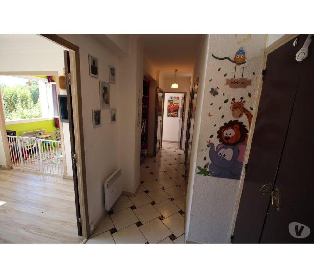 Appartements à vendre Gard Nimes - Photos Vivastreet APPARTEMENT 4 pièces, vendu loué ou libre