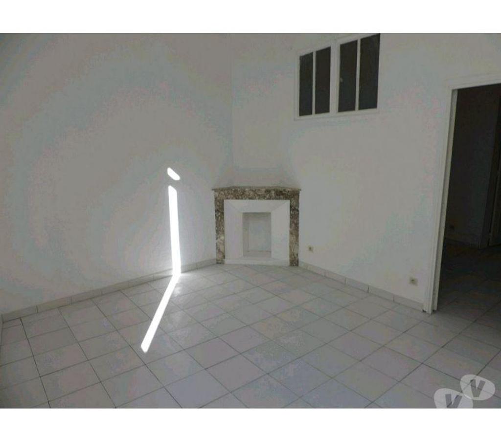 Appartements à vendre Gard Nimes - Photos Vivastreet APPARTEMENT P3 bis proche ARENES NIMES (pour investisseur)