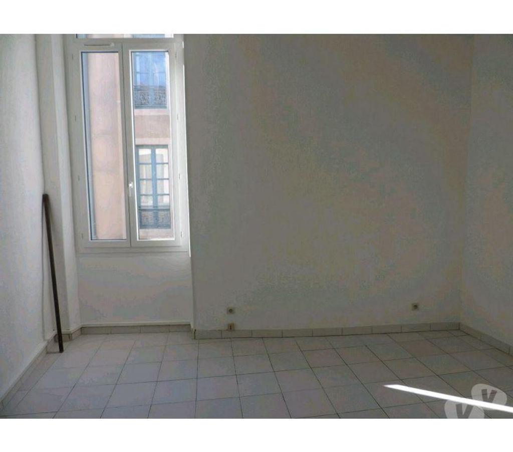 Appartements à vendre Gard Nimes - Photos Vivastreet APPARTEMENT P3 bis proche ARENES NIMES (pour investisseur)