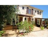 16 MN CV NIMES, Belle Bastide 240 m² avec piscine et annexes