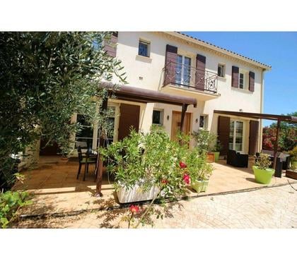 Vente Maison Garons Gard - Photos Vivastreet 16 MN CV NIMES, Belle Bastide 240 m² avec piscine et annexes