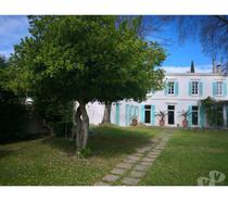 NIMES proche CV, MAISON DE CARACTERE sur grand terrain