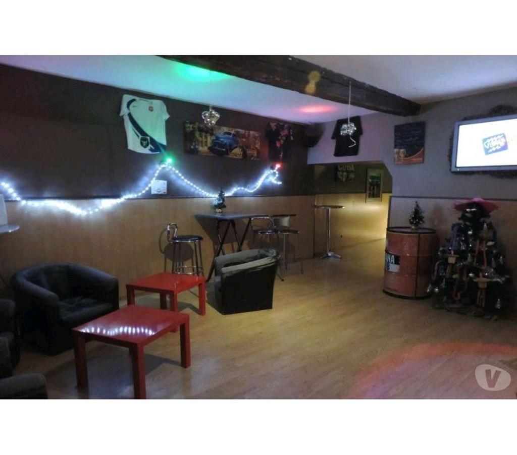 bureaux locaux Gard Nimes - Photos Vivastreet NIMES proche Arênes, local commercial d'environ 70 m²,...