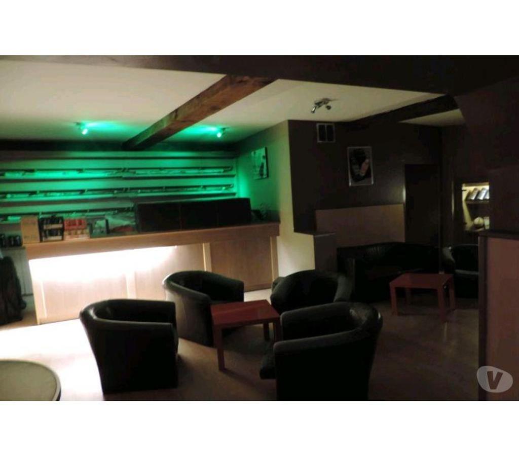 bureaux locaux Gard Nimes - Photos Vivastreet NIMES proche Arênes, local commercial d'environ 70 m²,...