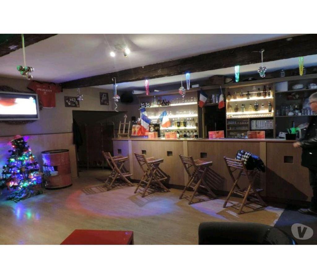 bureaux locaux Gard Nimes - Photos Vivastreet NIMES proche Arênes, local commercial d'environ 70 m²,...