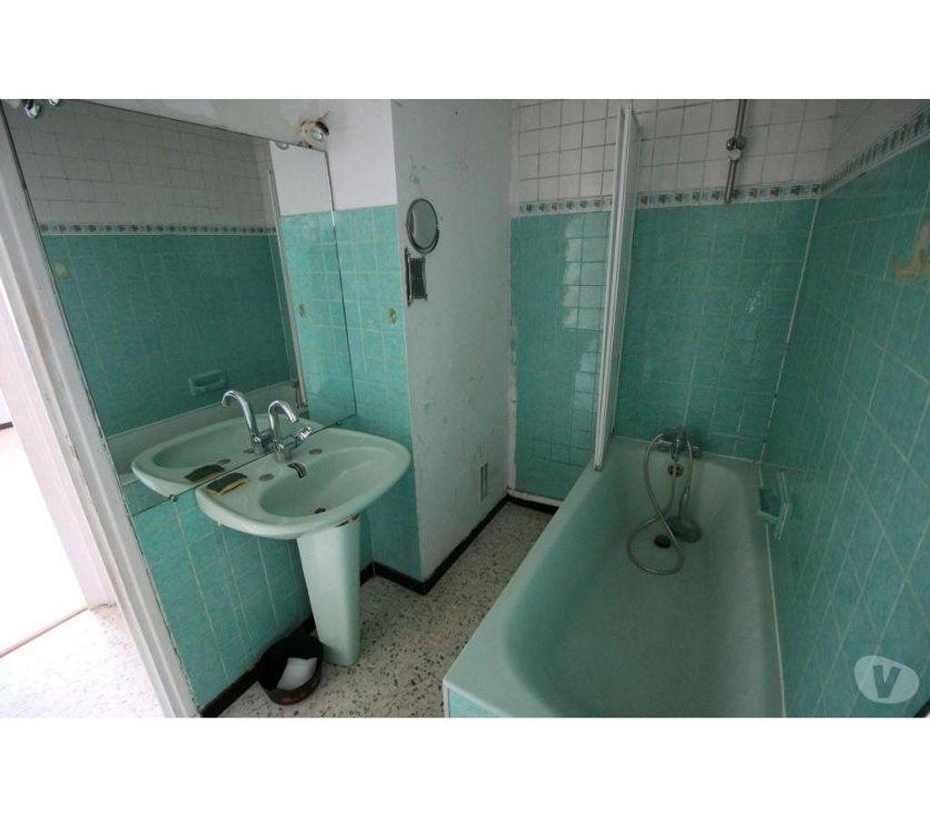 Appartements à vendre Gard Nimes - Photos Vivastreet APPARTEMENT LUMINEUX 3 Pièces proche CV