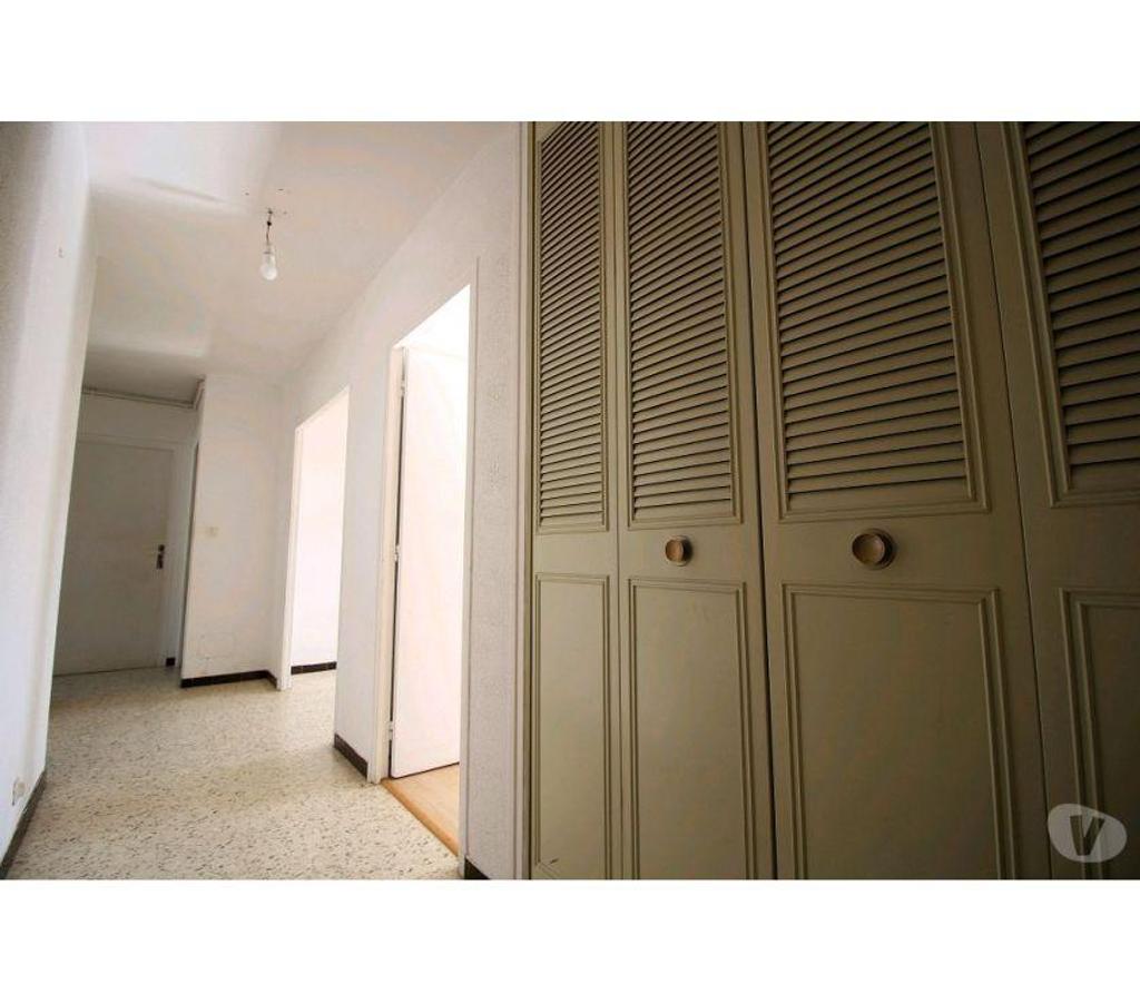 Appartements à vendre Gard Nimes - Photos Vivastreet APPARTEMENT LUMINEUX 3 Pièces proche CV