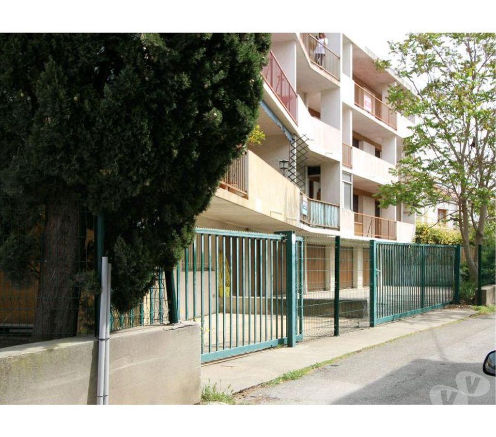 Appartements à vendre Gard Nimes - Photos Vivastreet APPARTEMENT LUMINEUX 3 Pièces proche CV