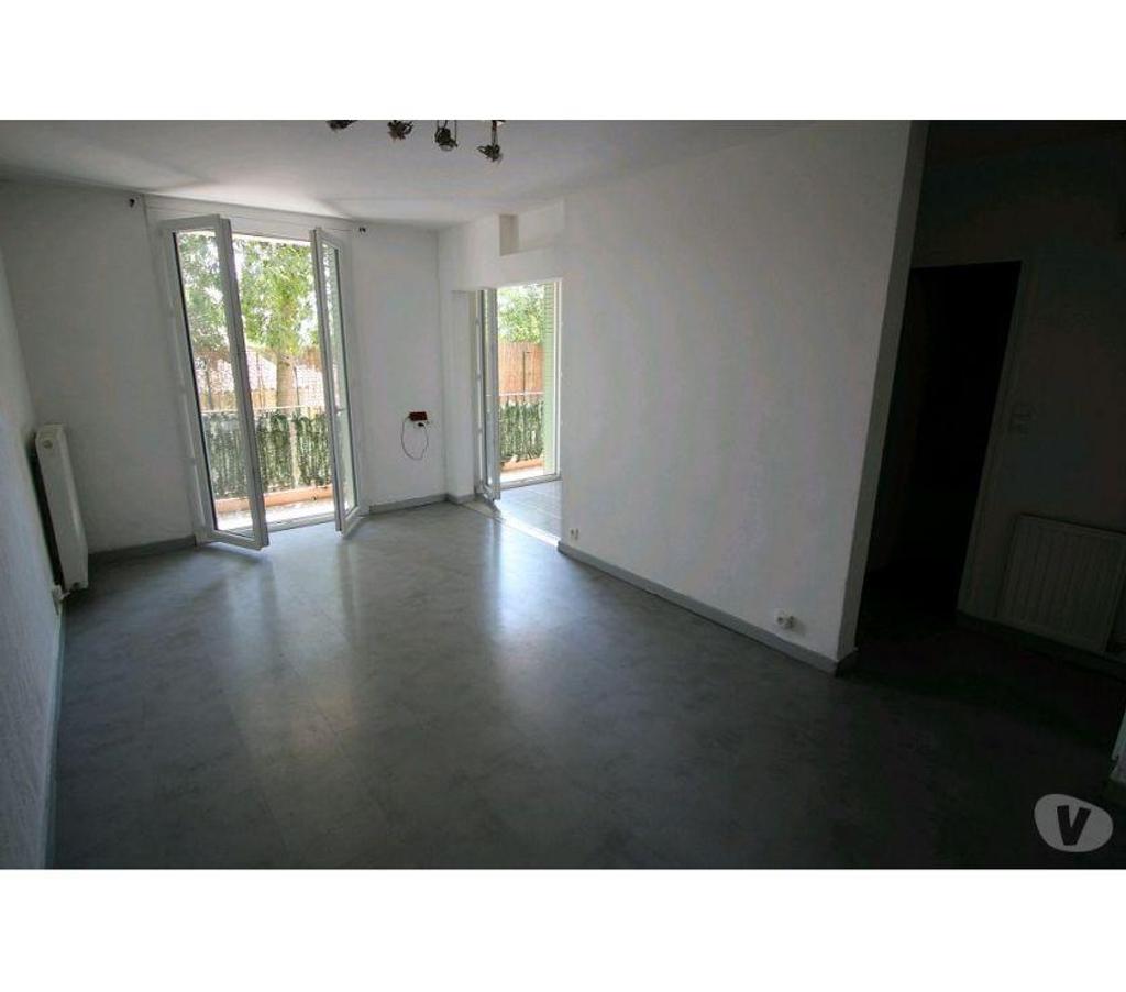 Appartements à vendre Gard Nimes - Photos Vivastreet  APPARTEMENT 4 pièces, secteur recherché
