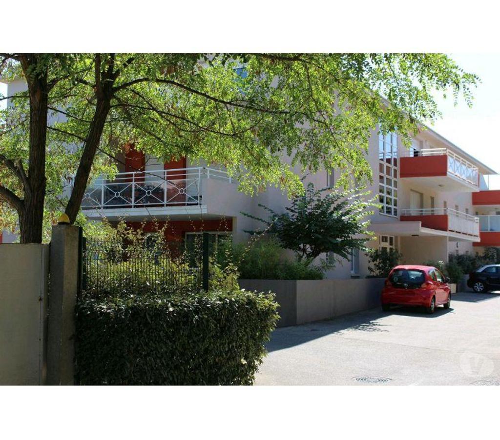 Appartements à vendre Gard Nimes - Photos Vivastreet NIMES, APPARTEMENT 3 Pièces, Terrasse et Parking