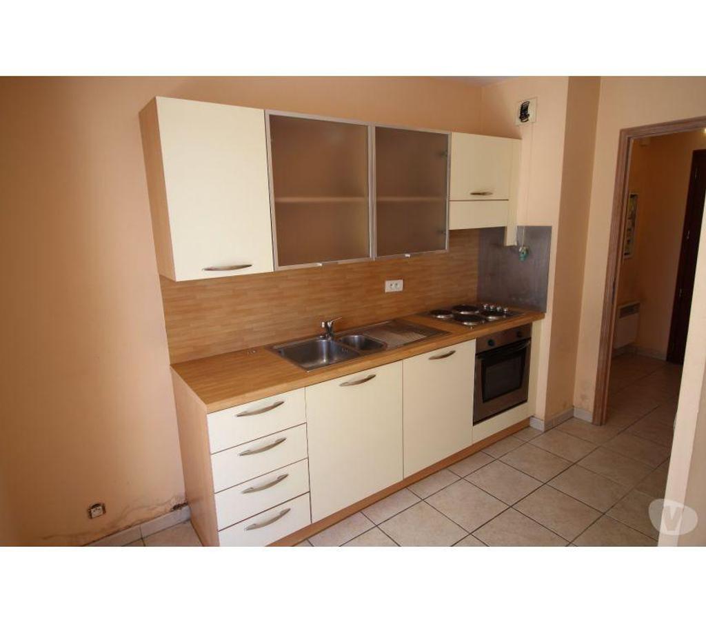 Appartements à vendre Gard Nimes - Photos Vivastreet NIMES, APPARTEMENT 3 Pièces, Terrasse et Parking